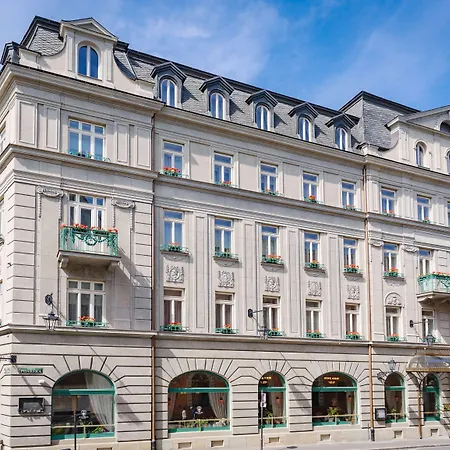 Hotel H15 Francuski Old Town - Destigo Hotels-2